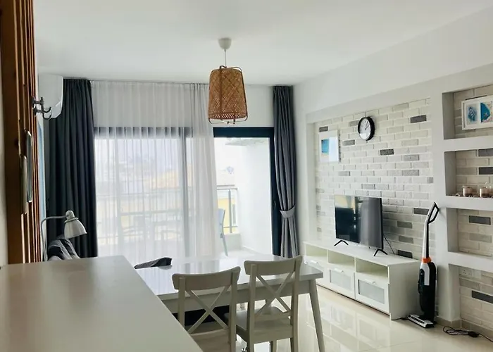 Two-roomed Flat, Caesar