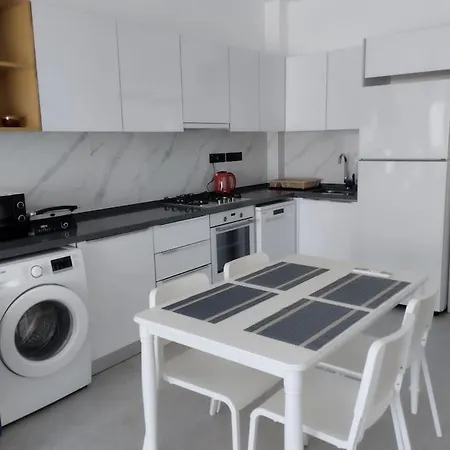 Two-roomed Flat, Caesar Apartman *